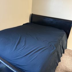 Black Queen Bed 
