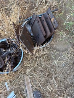 Free metal scrap