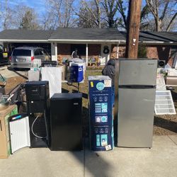 Garage Sale....Lots Of Goodies