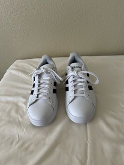 Women’s Adidas Size 8