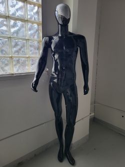Tall Male Mannequin 