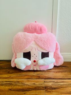 popmart crybaby encounter yourself series pillow - pink