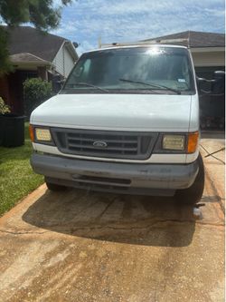 Ford E-250  Heavy Duty Van