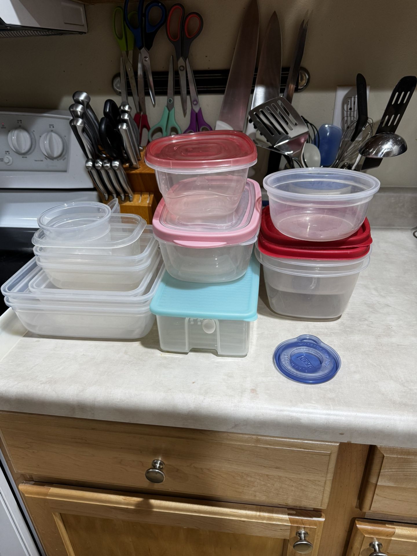 Free Tupperware