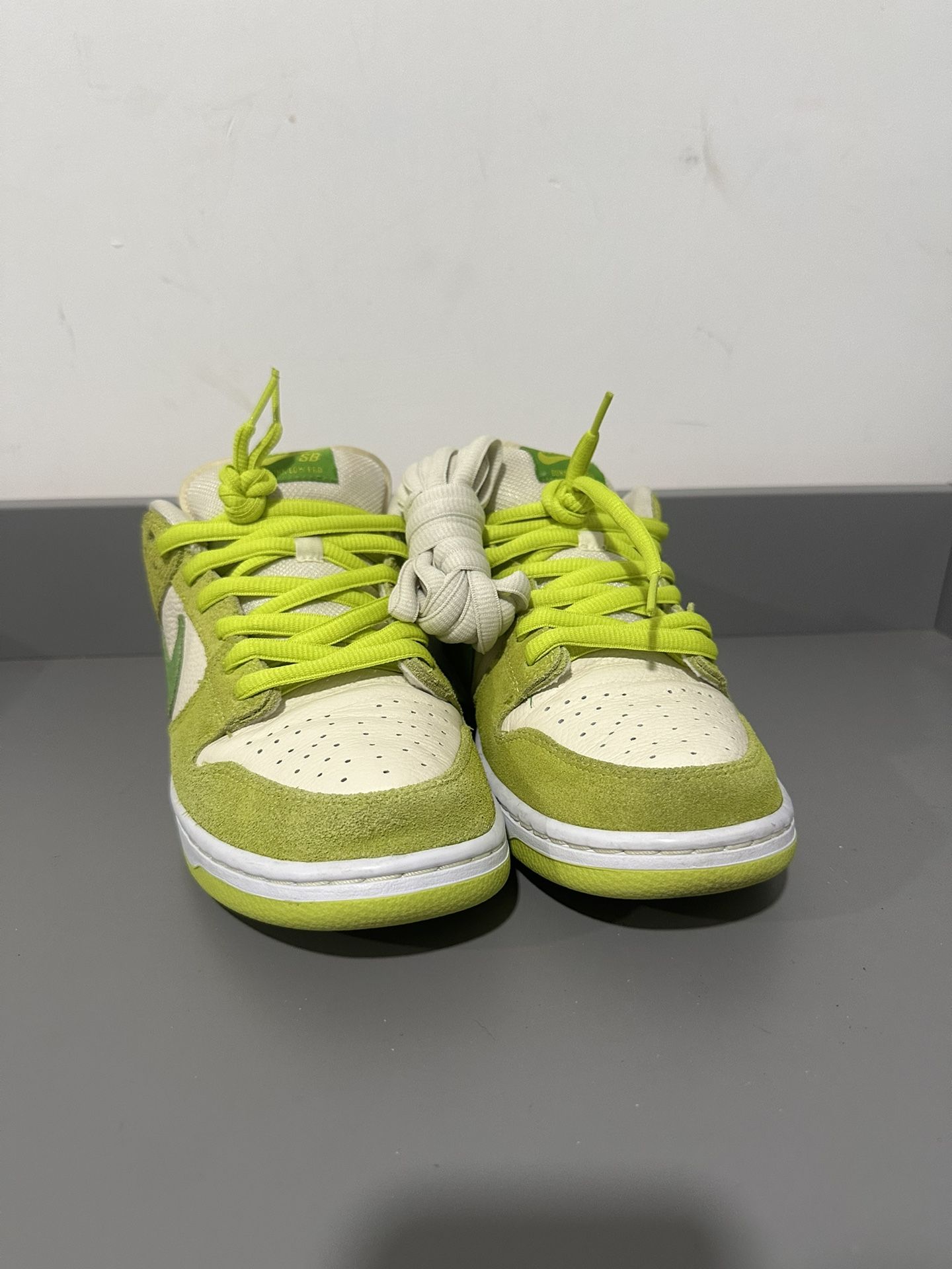 Nike sb Green Apples size 10