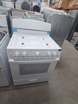 GE 4 burners white gas broiler and bake oven new