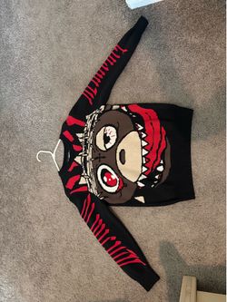 GloGang Sweater