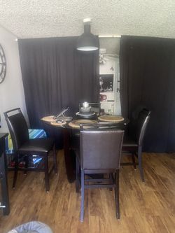 Glass/wood Dining room table Black, Leather Cushion Wood Base