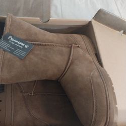 Boots New With Tags SIZE 13 .bear Paws .has A Box