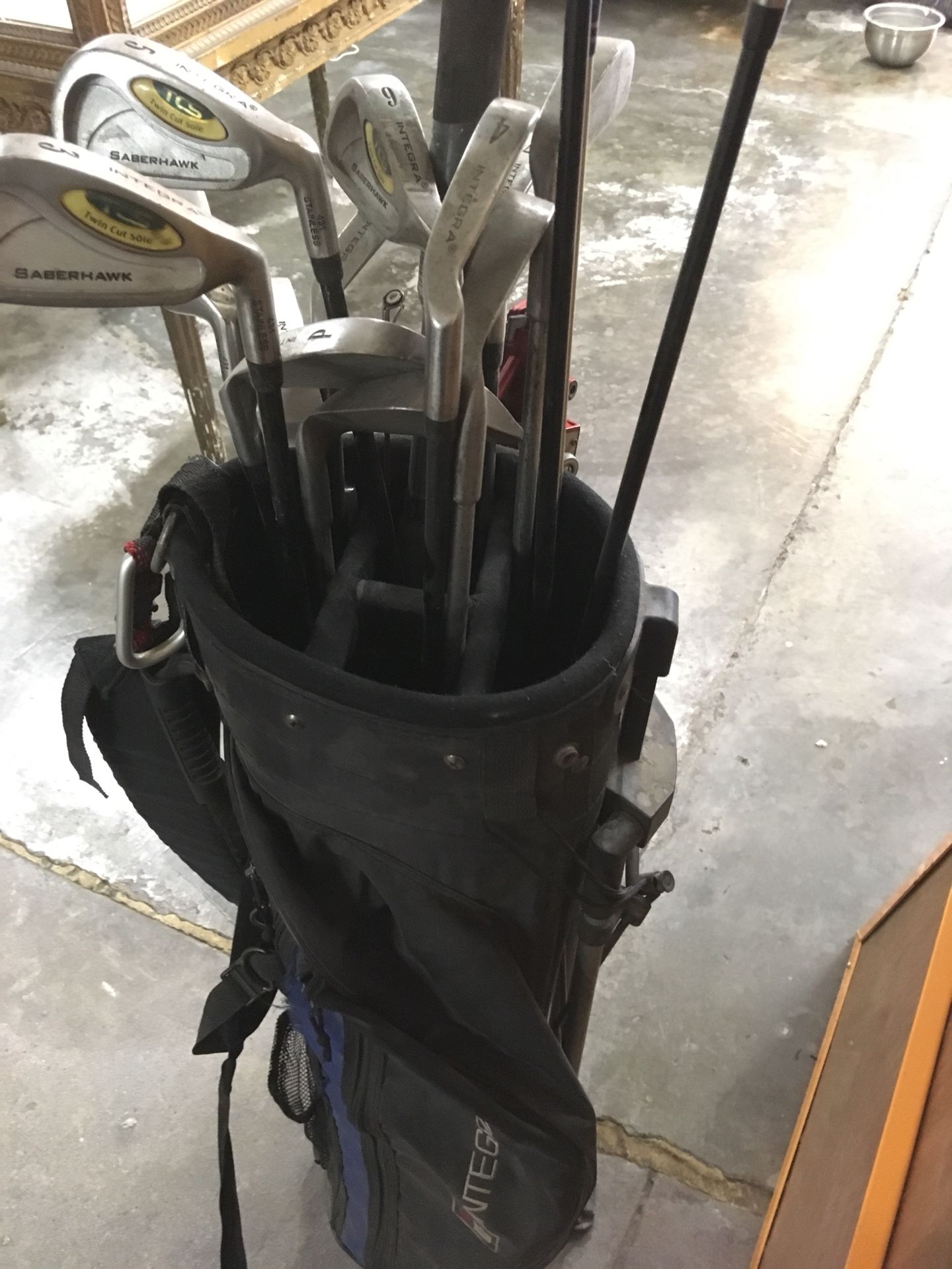 Saberhawk Integra Golf clubs