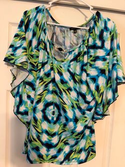 Variety Women’s tops $3 each