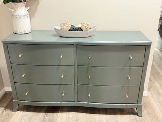 Sage green 6 drawer dresser