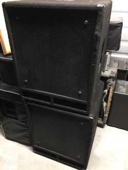 15” subwoofer speaker cabinets. Selling as a pair.
