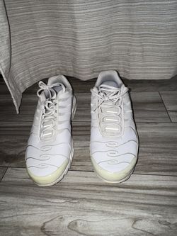 White Nike shoes