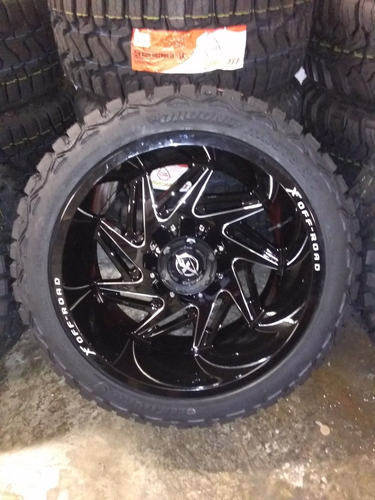 24s on 33s for Sale in Houston, TX - OfferUp