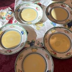  7 Villeroy & Boch  Dinner Plates 