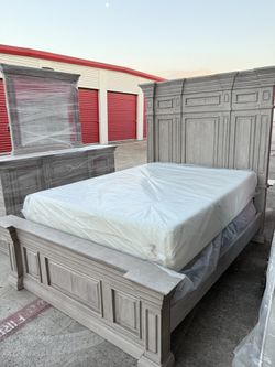 Queen Size Cindy Crawford 