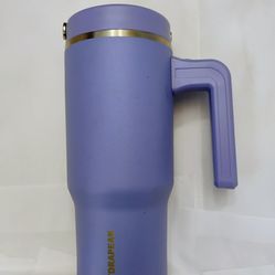 18oz Voyager With Handle and Straw Lid