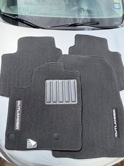 Mitsubishi Outlander OEM Floor Mats Set