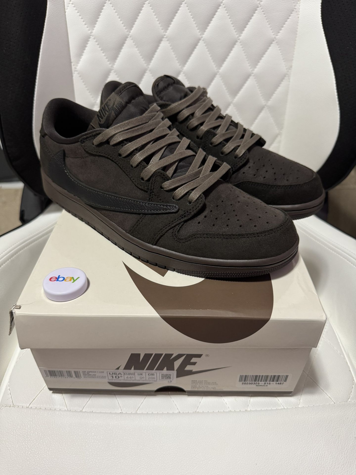 Jordan 1 Retro Low OG SP Travis Scott Velvet Brown 10.5