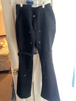 Women’s Black Cargo Pants Solid Flat Front Regular Fit Size 30 Solid Pattern