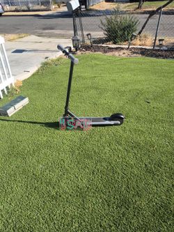 Kids electric scooter
