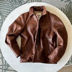 Taylor stitch golden bear top