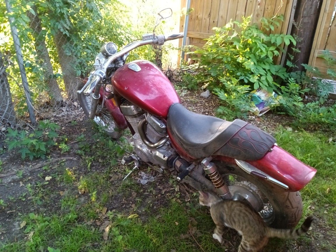 Motorcycle SUZ3VL1400