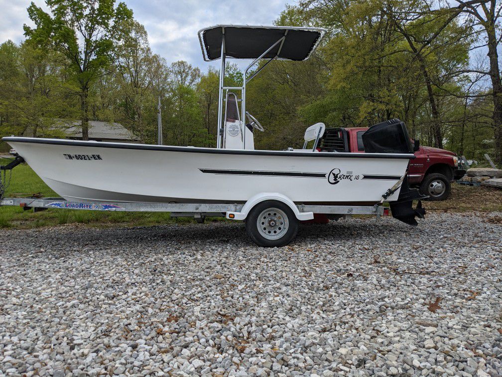 Photo 18 Ft Seahawk Center Console With Mercury Pro Series 115