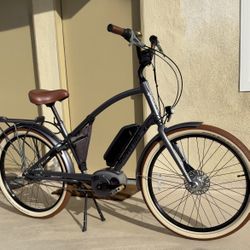 Electra Townie Go! 8i - Bosch Motor - 8 Speed Internal