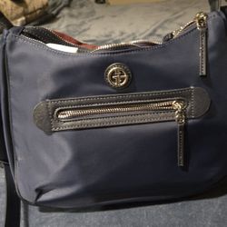 GIANI  BERNINI PURSE  NEW