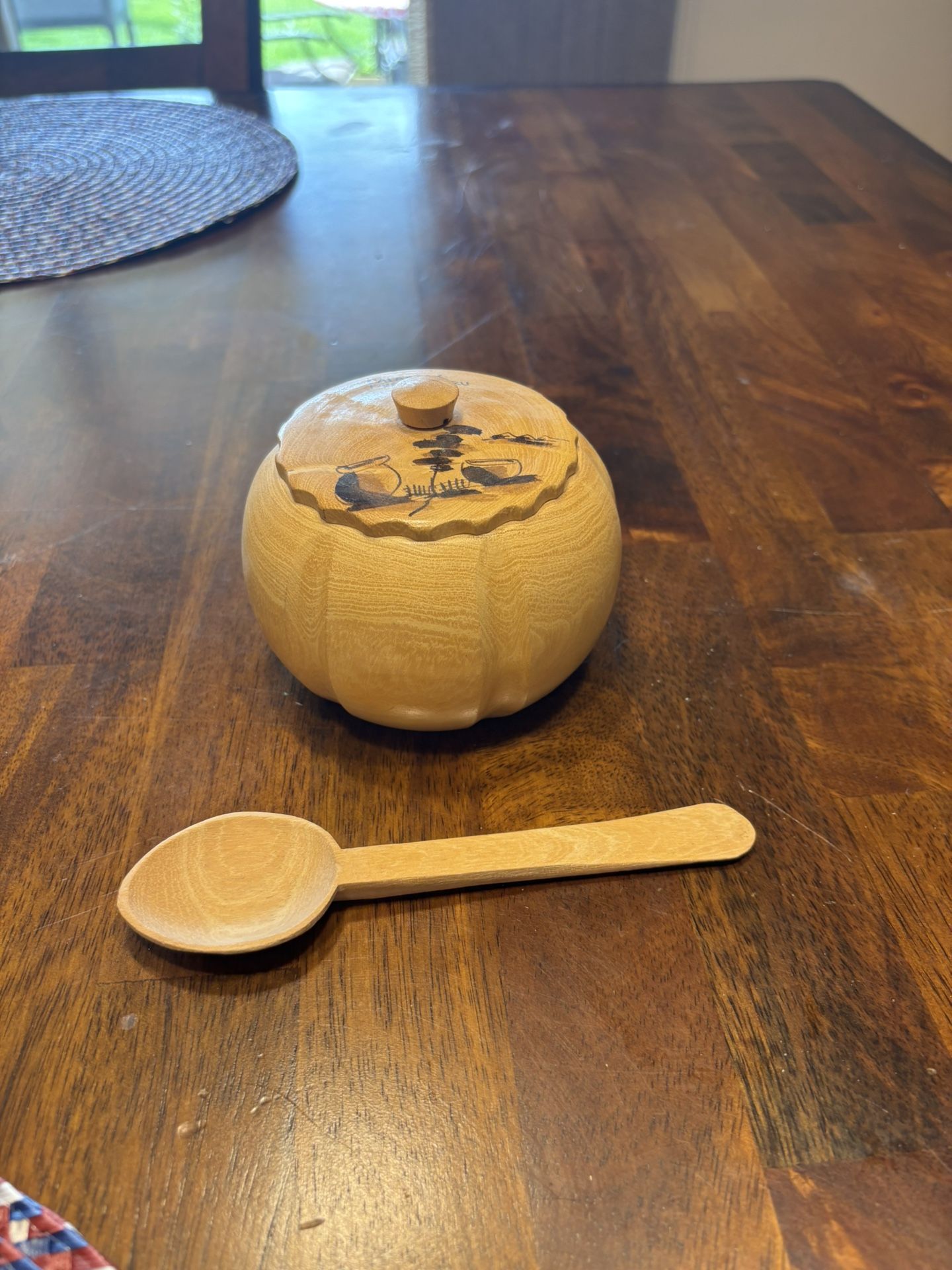 Vintage Peru sugar bowl