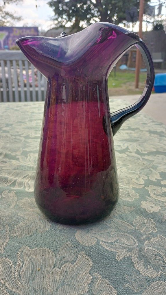 Vintage Amethyst Pinched Mouth Glass Pitcher 