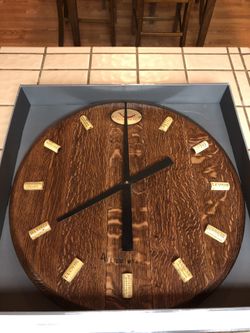 Clock / wine barrel top w/Paso Robles corks