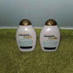 Shampoo & Conditioner Ogx 13oz Quenching+Coconut Curls
