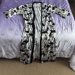 Victoria’s Secret Crane Satin Robe
