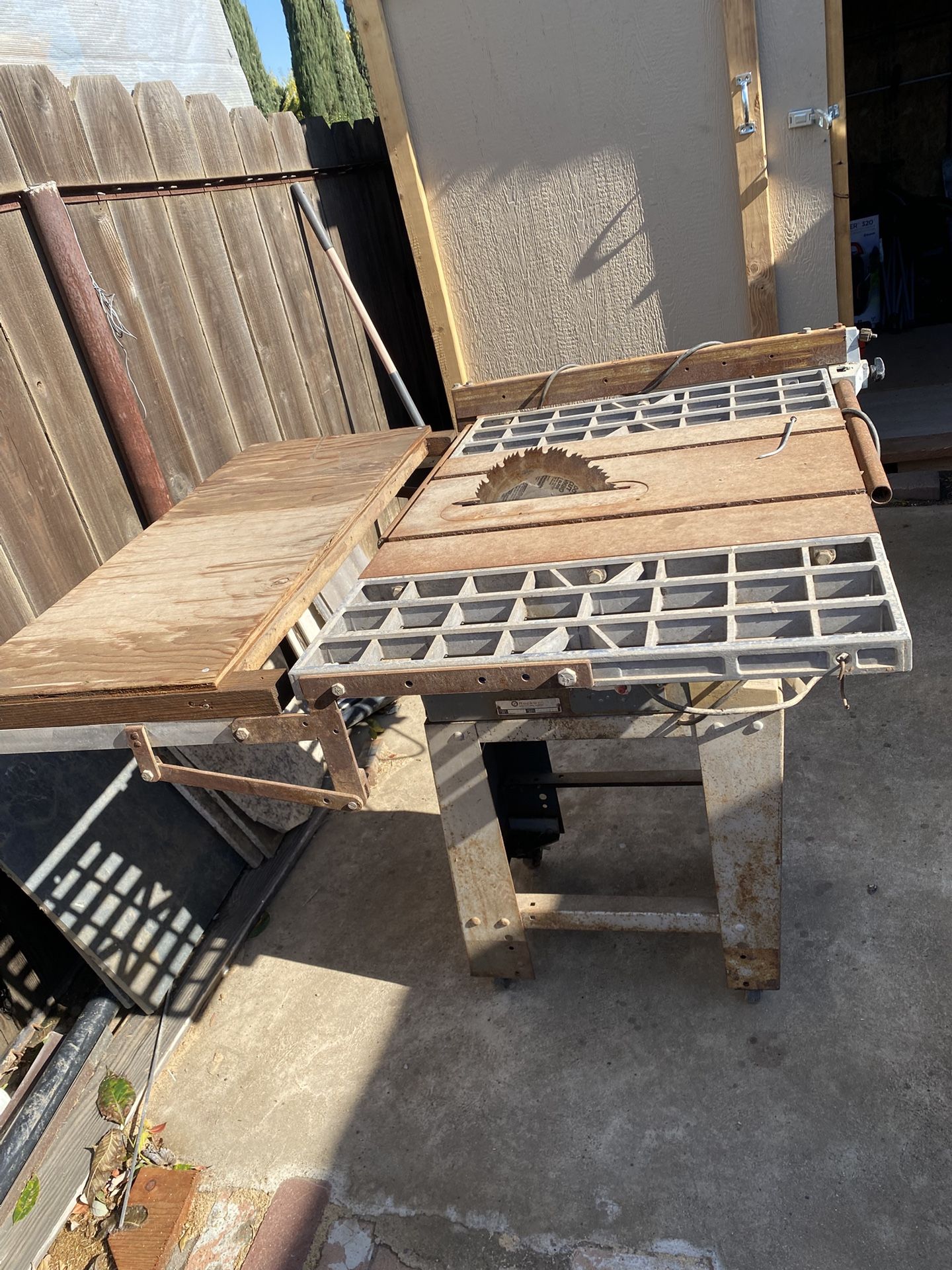 Table Saw $ 50