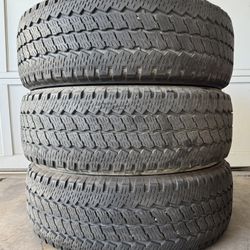 LT 275 65 20 Bridgestone 