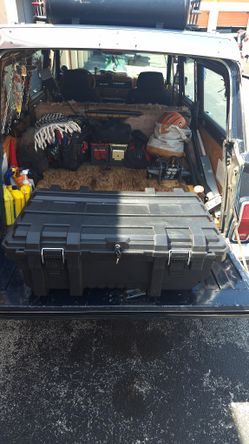 Large Husky Toolbox