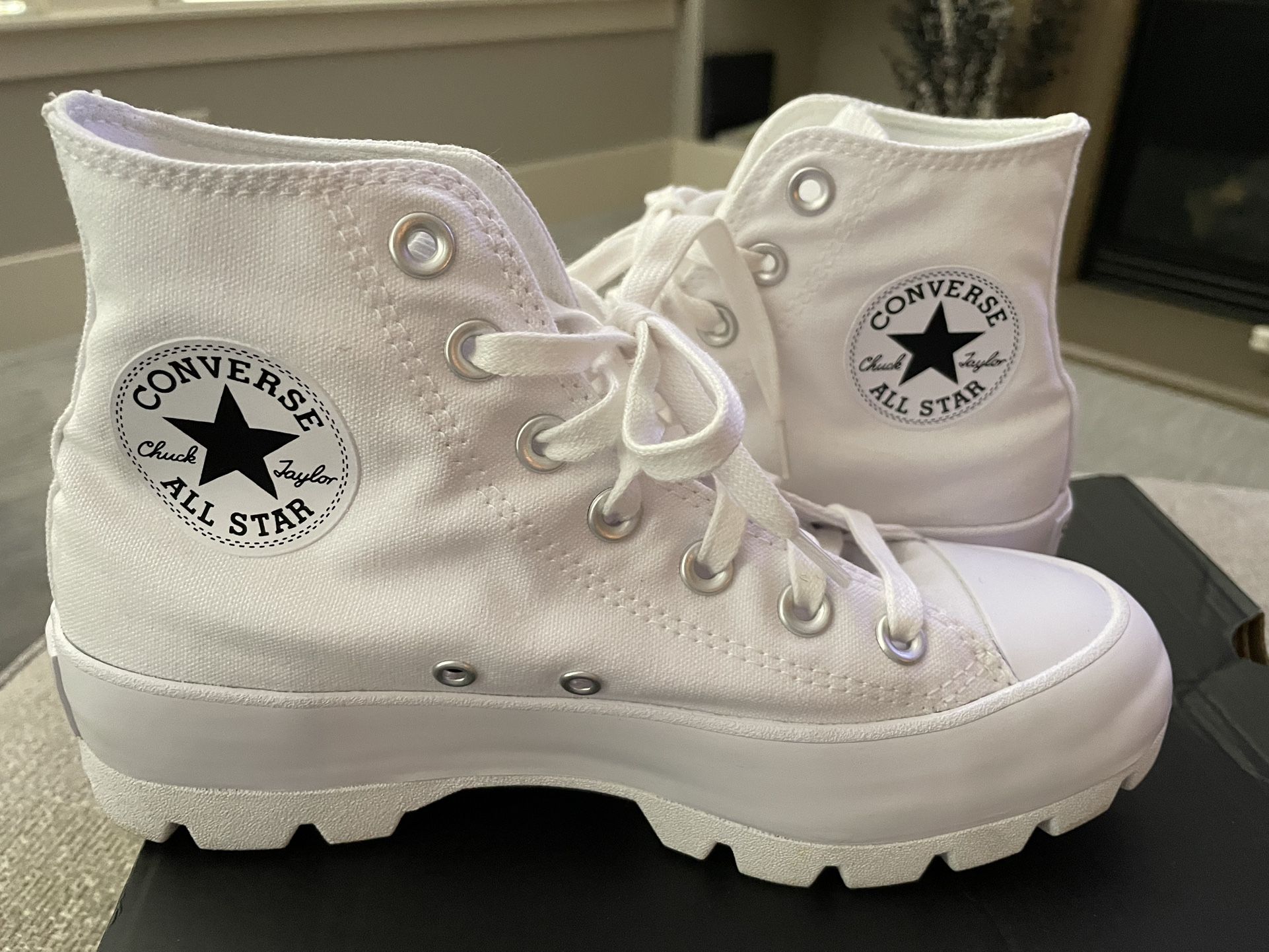 Women’s Converse Lugged Hi Top Chuck Taylor All Star Classic White Sneakers