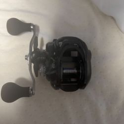 Fishing Reel Daiwa Lexa 300Hl Fishing Rod Bait caster 