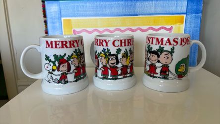 Set of 3 Snoopy Christmas 1981 mugs