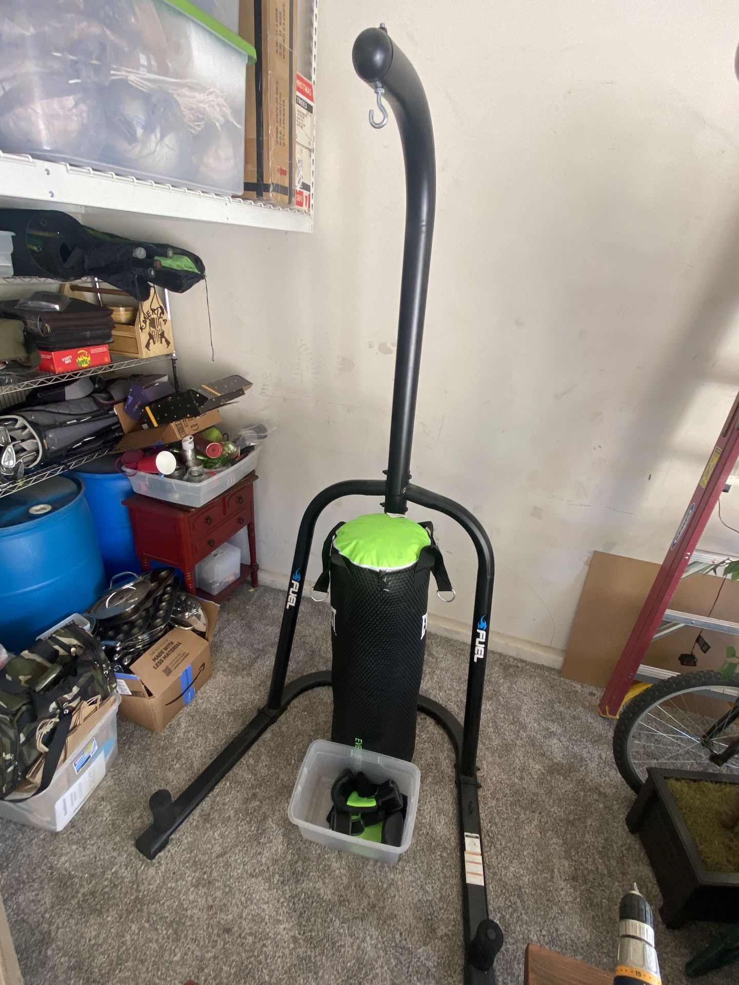 Exercise stand with bag 