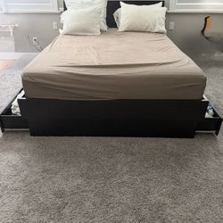 Queen Bed , Bed Frame With 4 Drawers