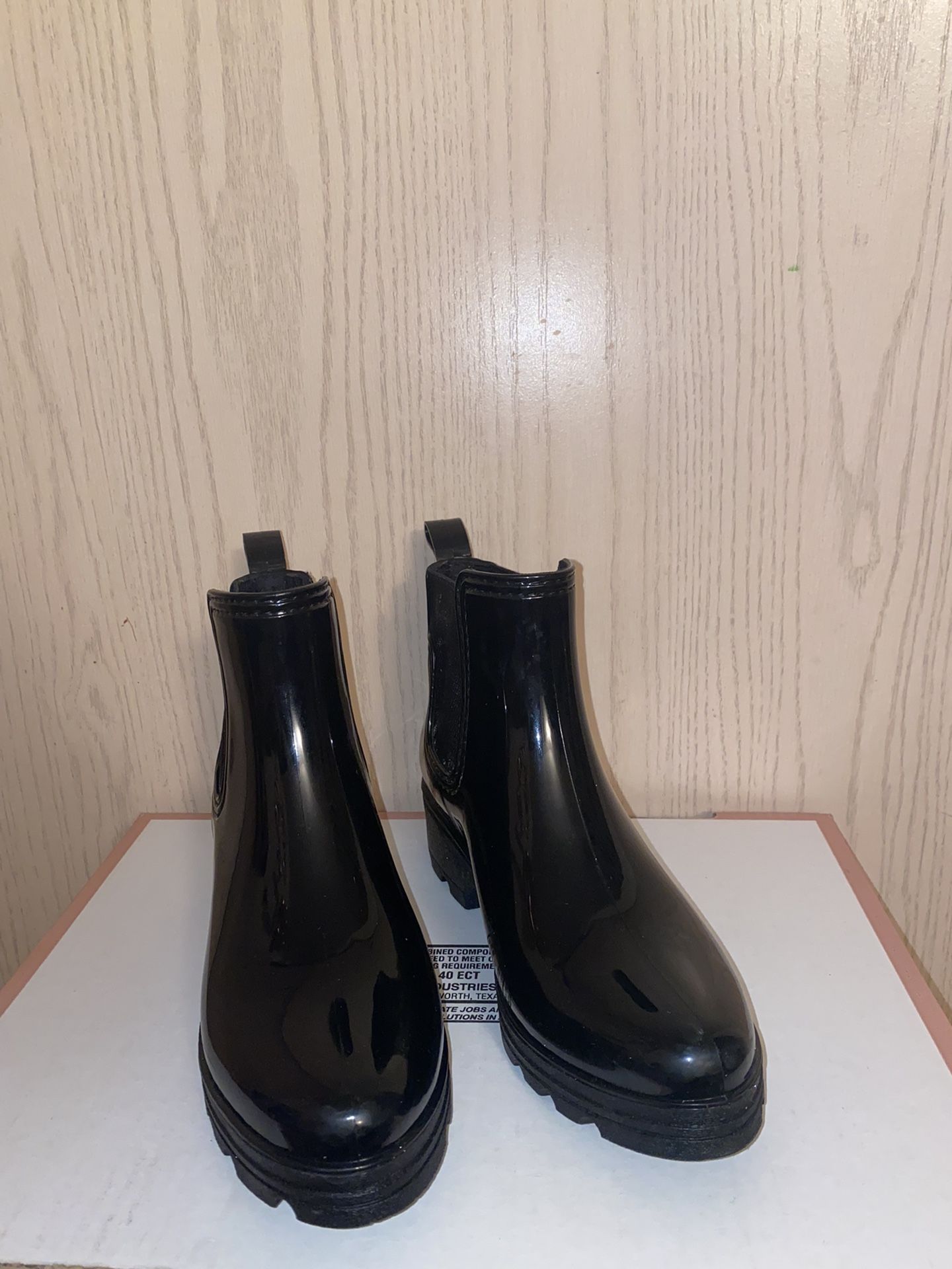 Black Boots