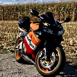 05 Honda Cbr rr 600 