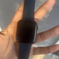 Apple Watch SE 