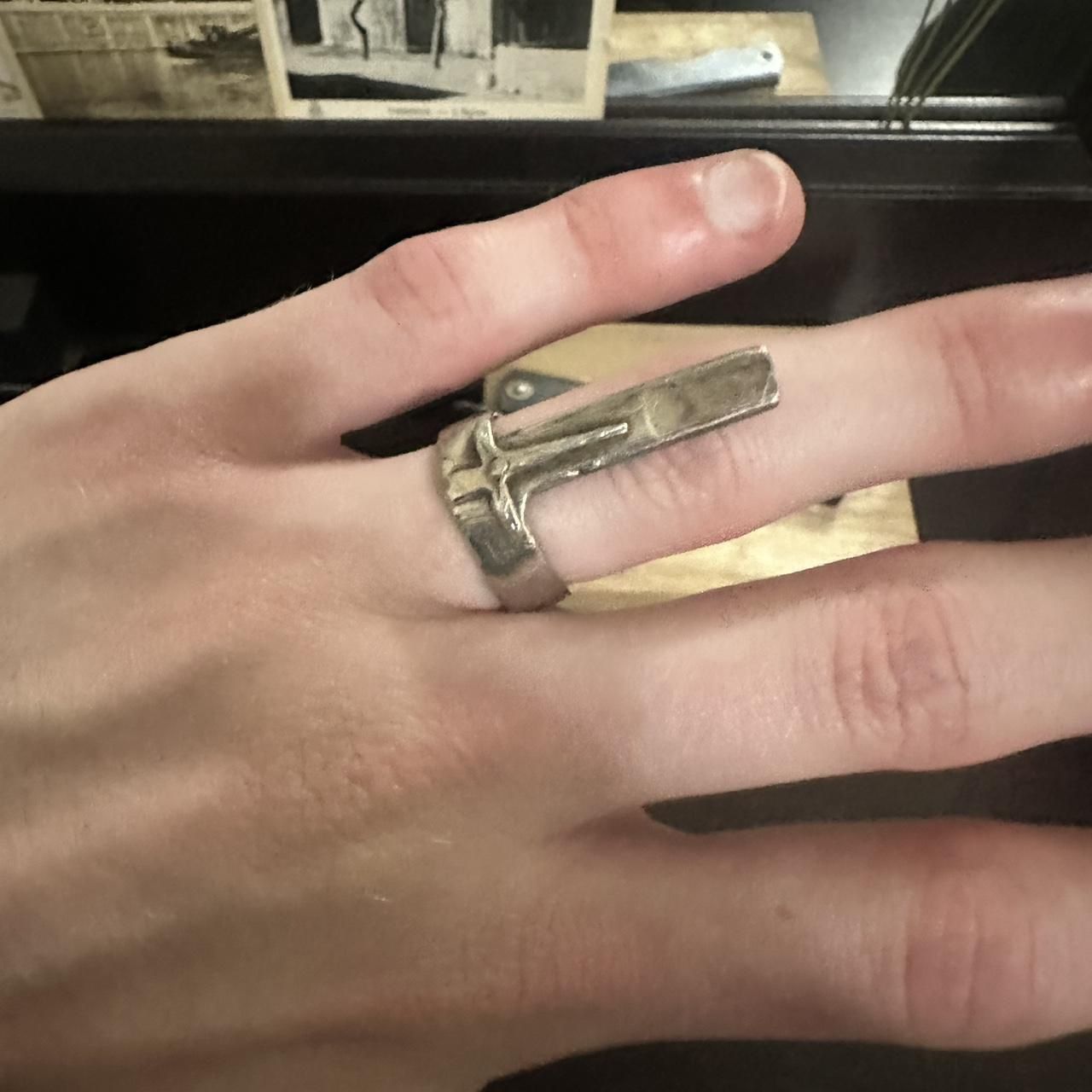 Britt Bolton 100% Sterling Silver Crucifix Ring Size 7 (175)65