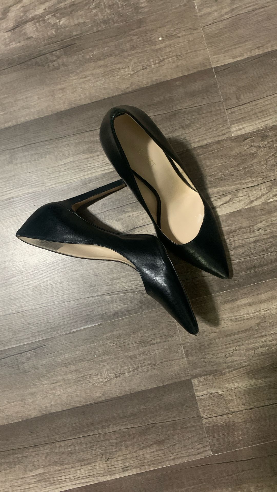 Ladies Size 8M9 W. Black Dress Heels