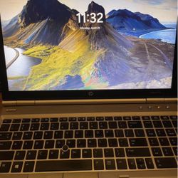 Hp Elitebook 8570p CORE i15